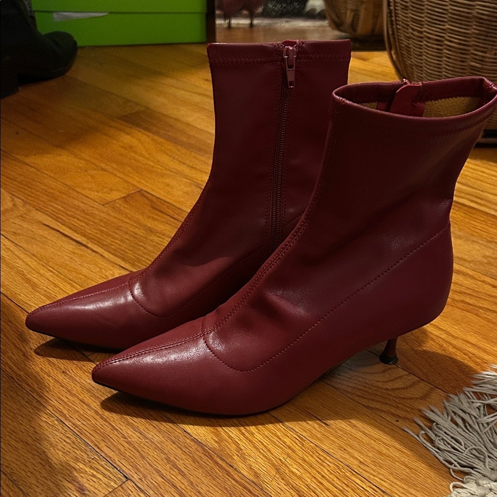 Madden Girl red Ankle Boots- Sz 8.5